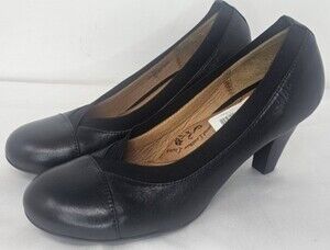 Sofft Black Leather Pumps Stacked Heel Elastic Goring Style #1072301 Sz 8.5W